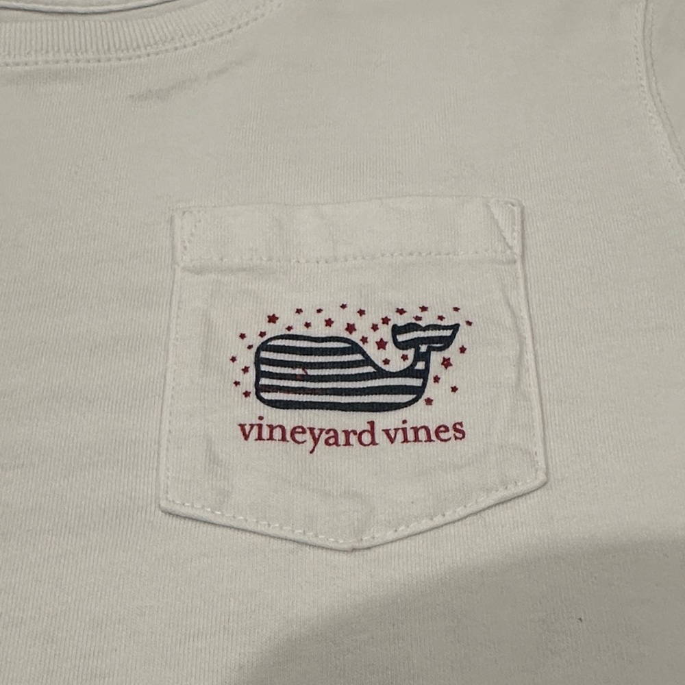 Vineyard Vines White Tee with Striped Whale and sparkling stars kids size 7/8 - Picture 3 of 4